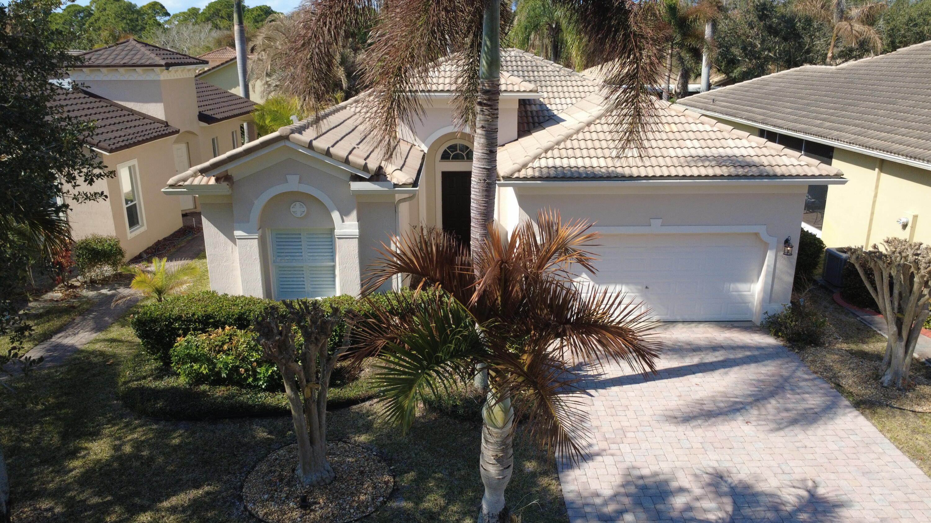 5730 Sunberry Circle