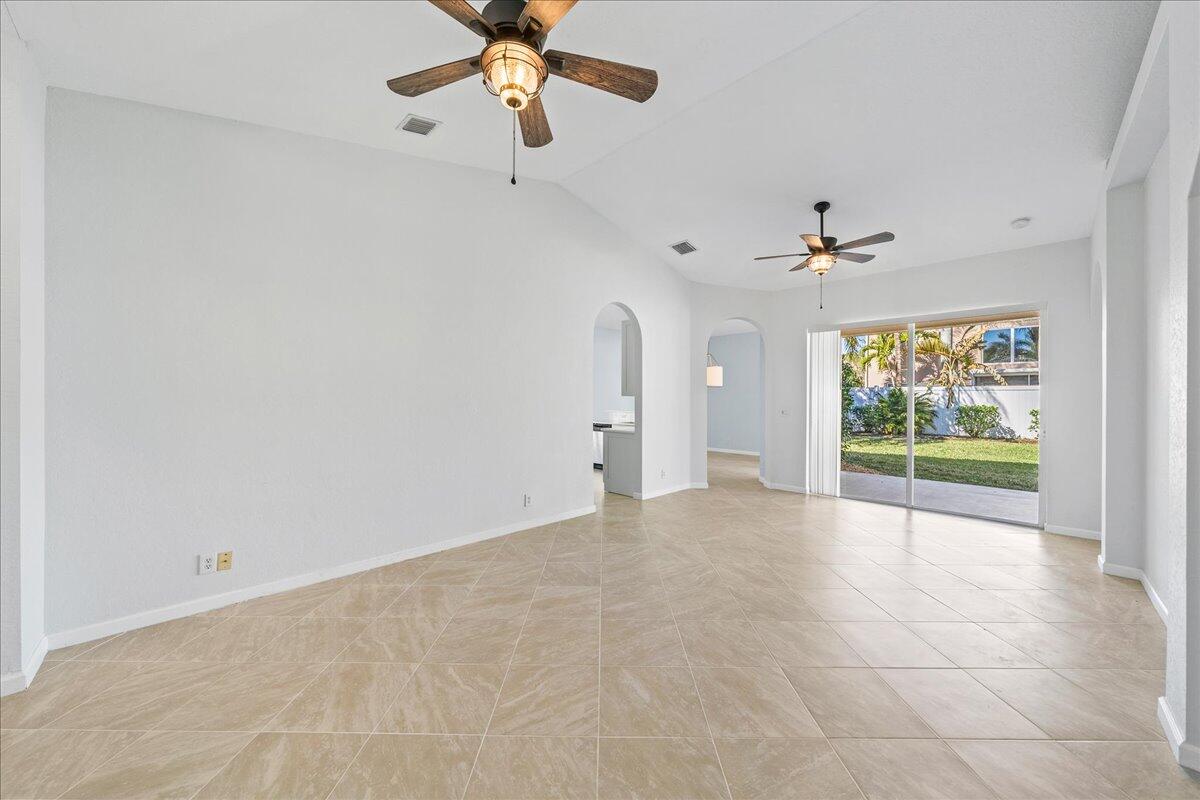 5730 Sunberry Circle