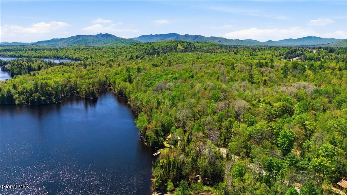 126 S Lake Abanakee Road