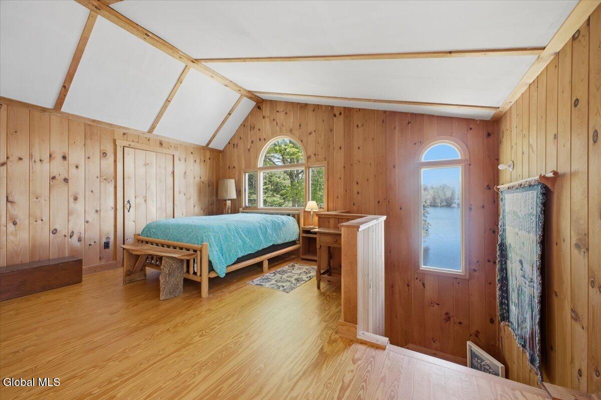 126 S Lake Abanakee Road