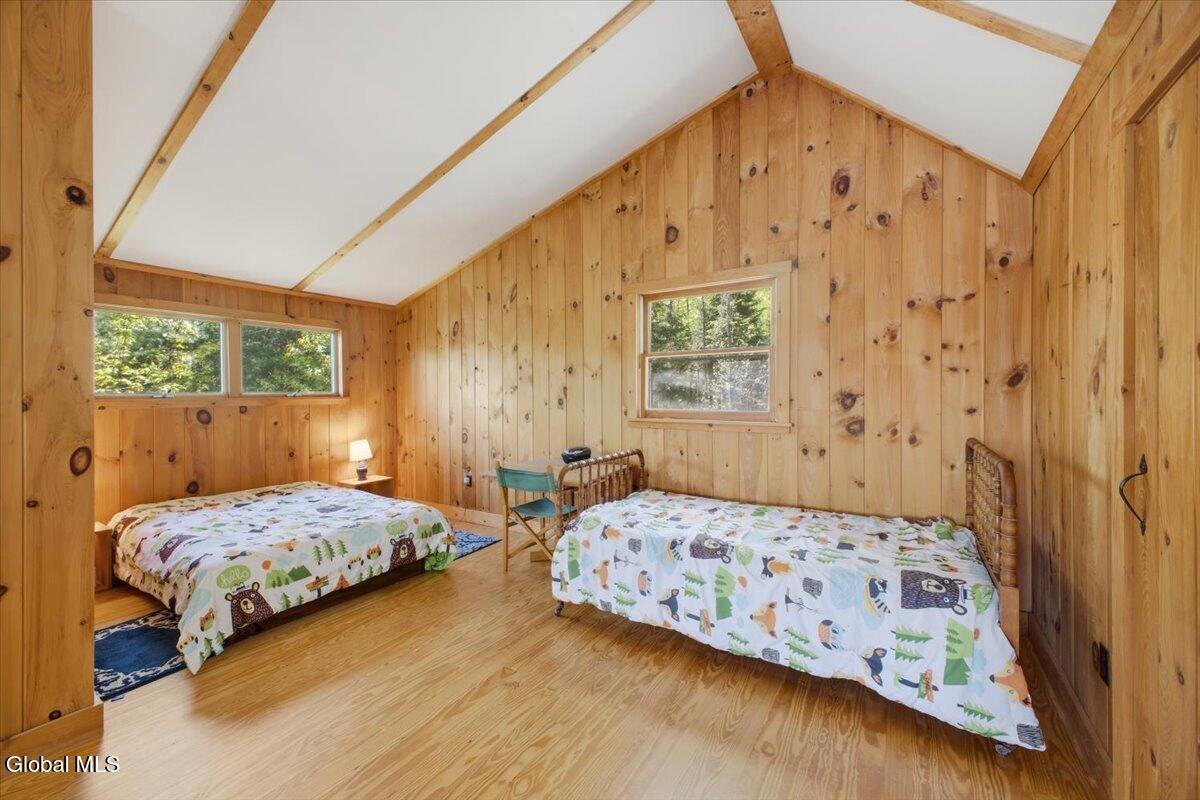 126 S Lake Abanakee Road