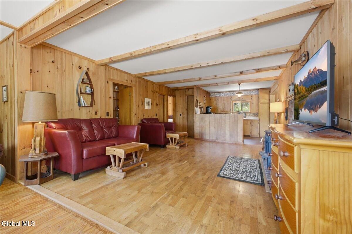 126 S Lake Abanakee Road