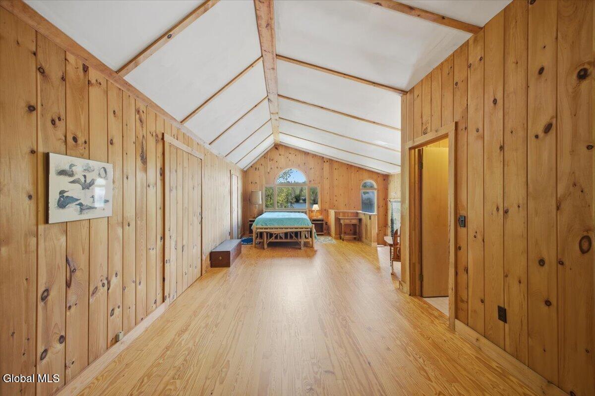 126 S Lake Abanakee Road