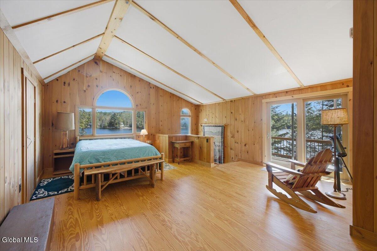 126 S Lake Abanakee Road