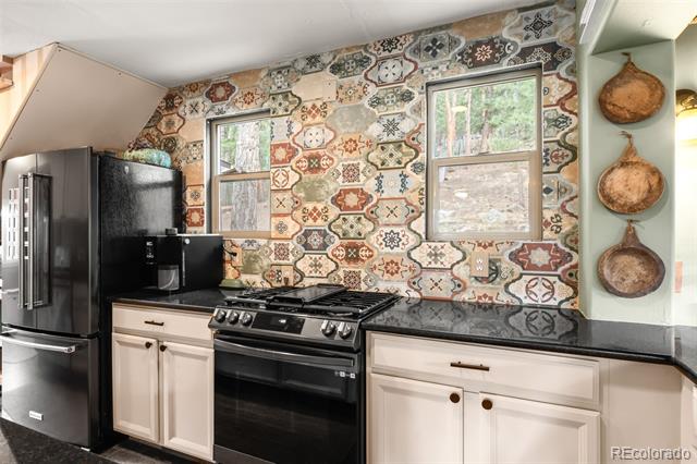 4986 White House Trail