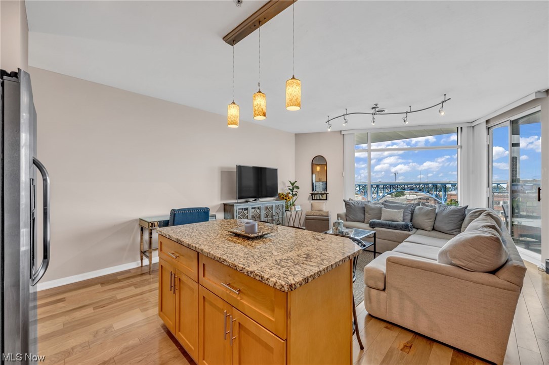 1237 Washington Avenue 1110