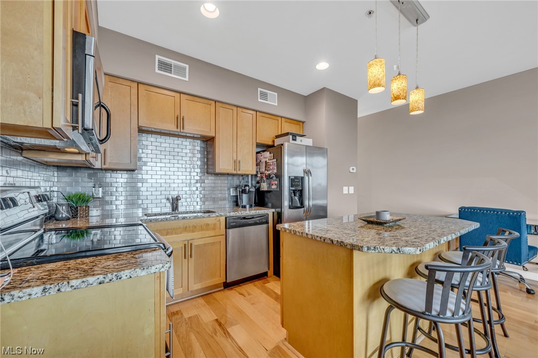 1237 Washington Avenue 1110