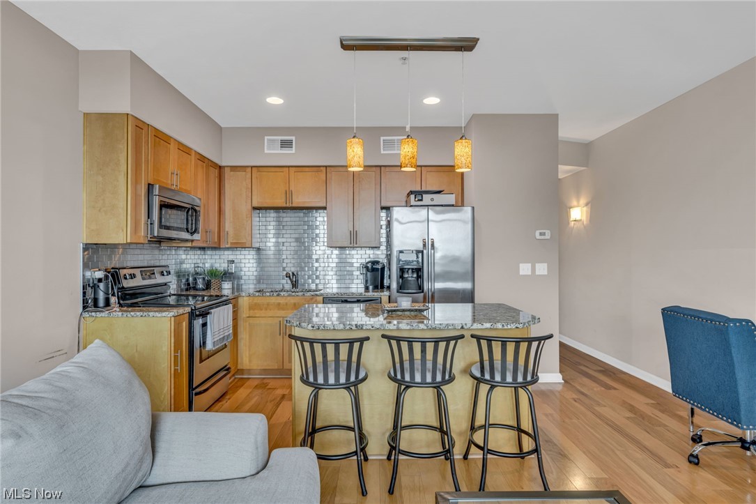 1237 Washington Avenue 1110