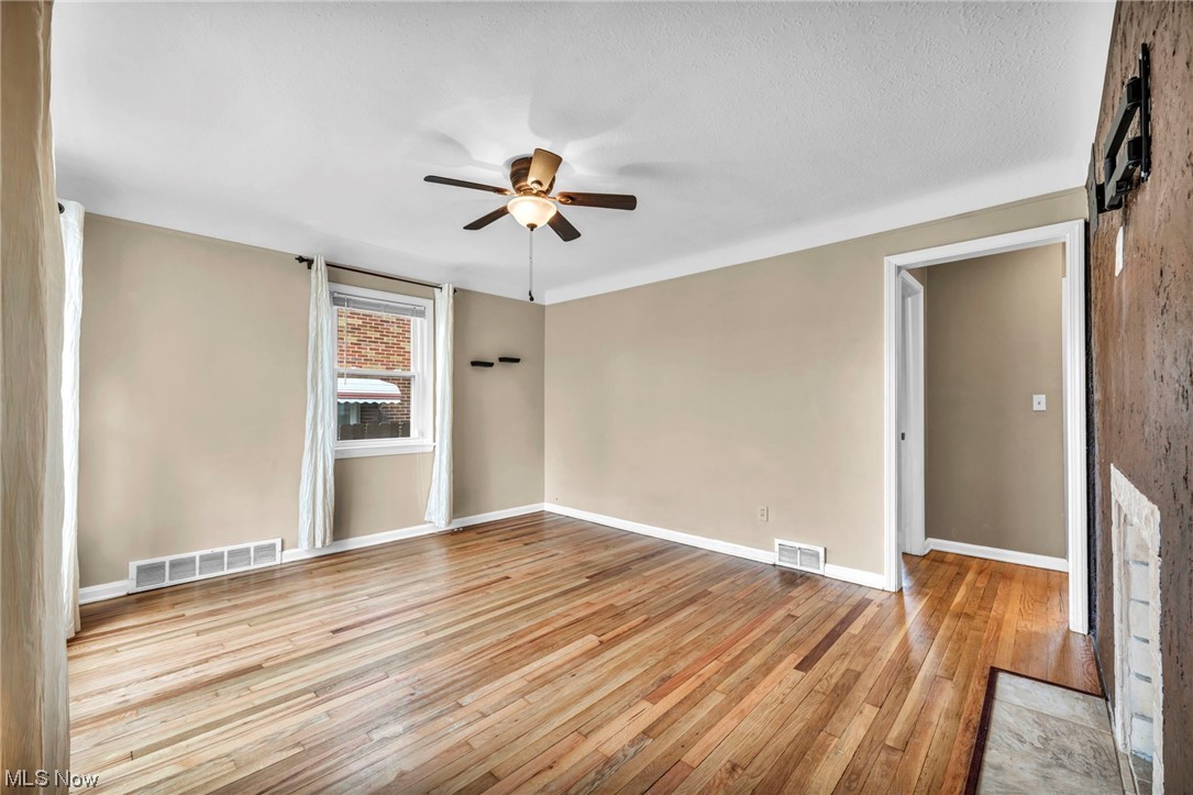 3016 Brookview Boulevard