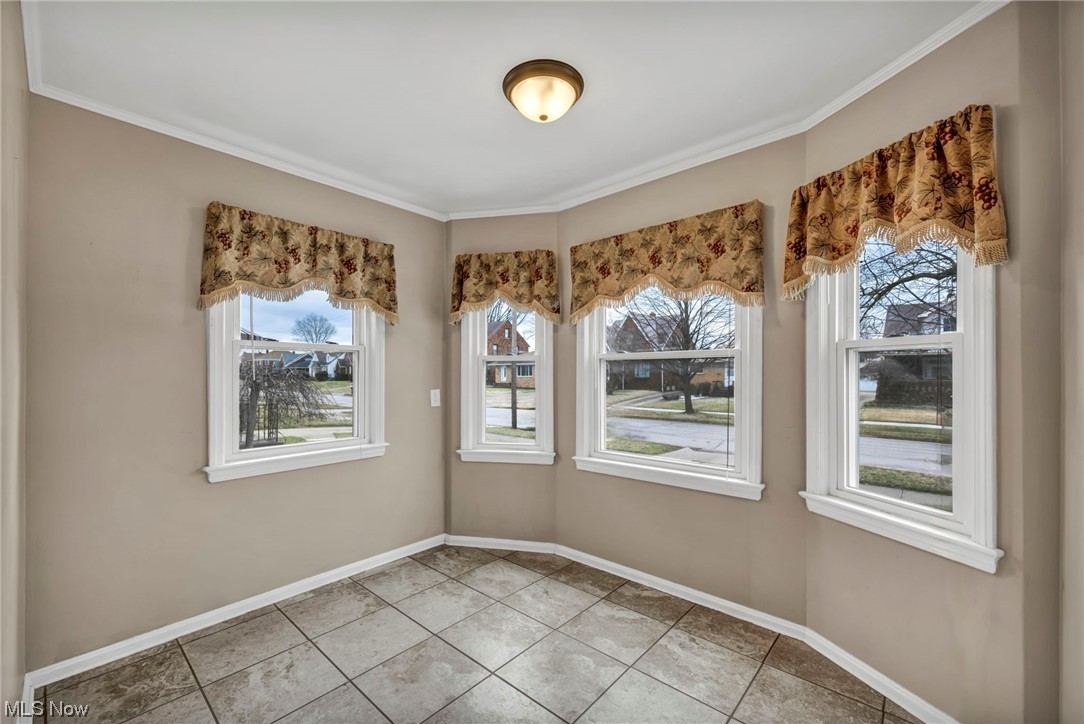 3016 Brookview Boulevard