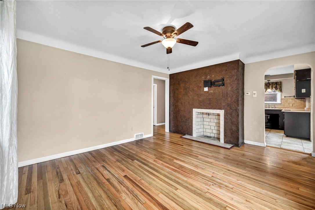 3016 Brookview Boulevard