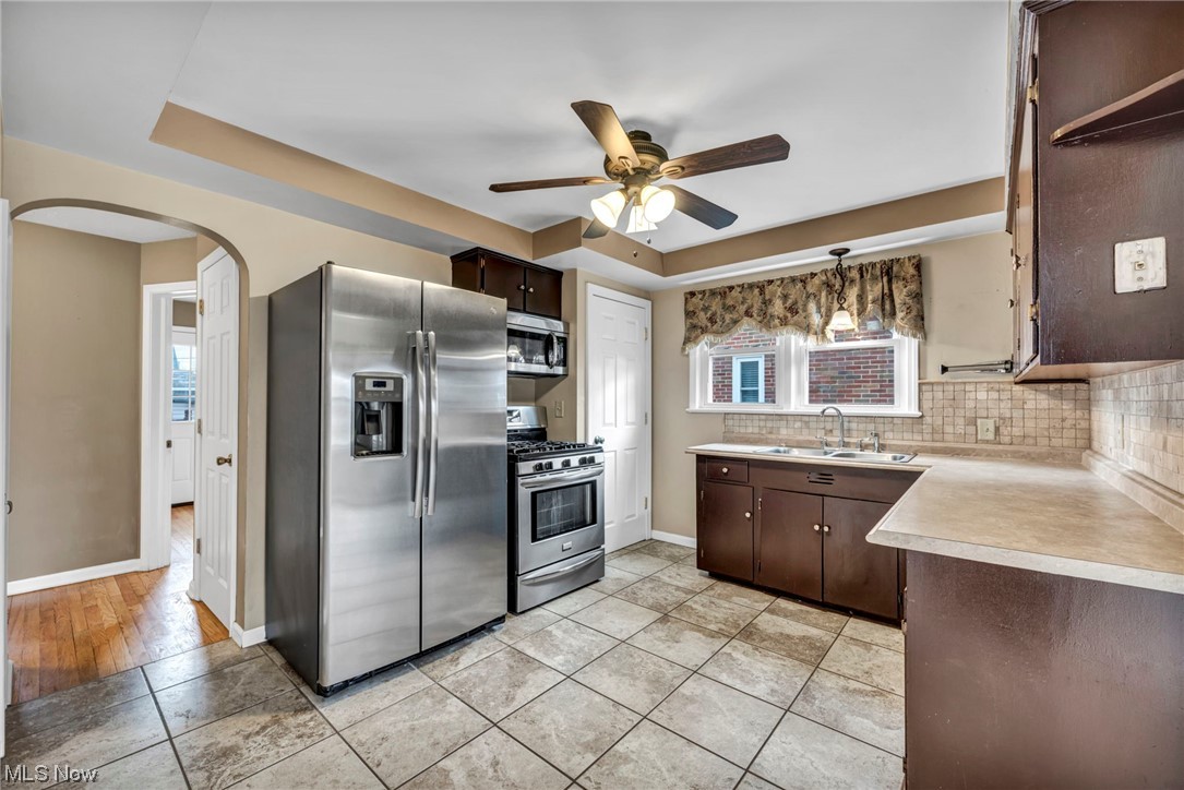 3016 Brookview Boulevard