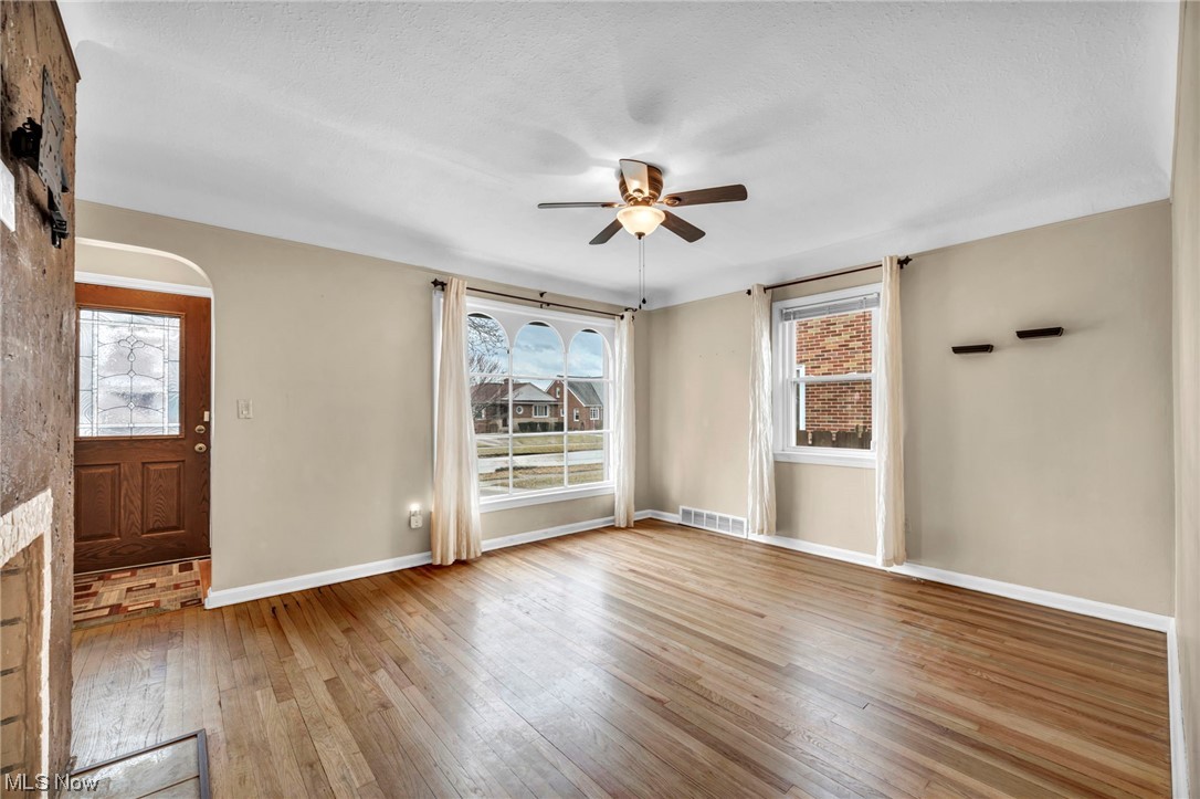 3016 Brookview Boulevard