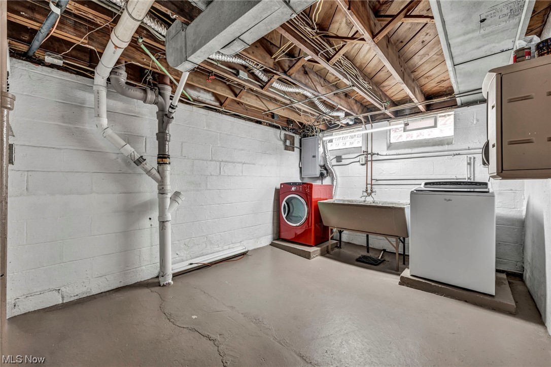 3016 Brookview Boulevard