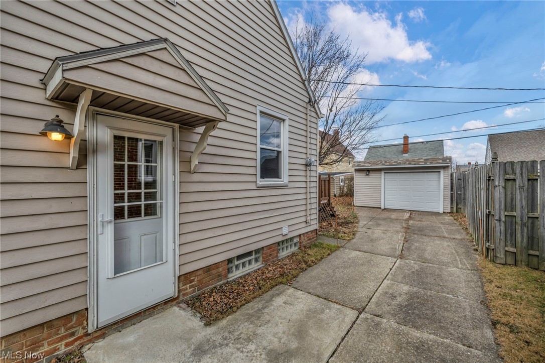 3016 Brookview Boulevard