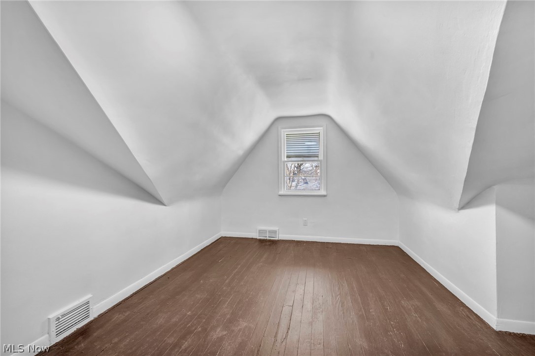 5437 Grasmere Avenue