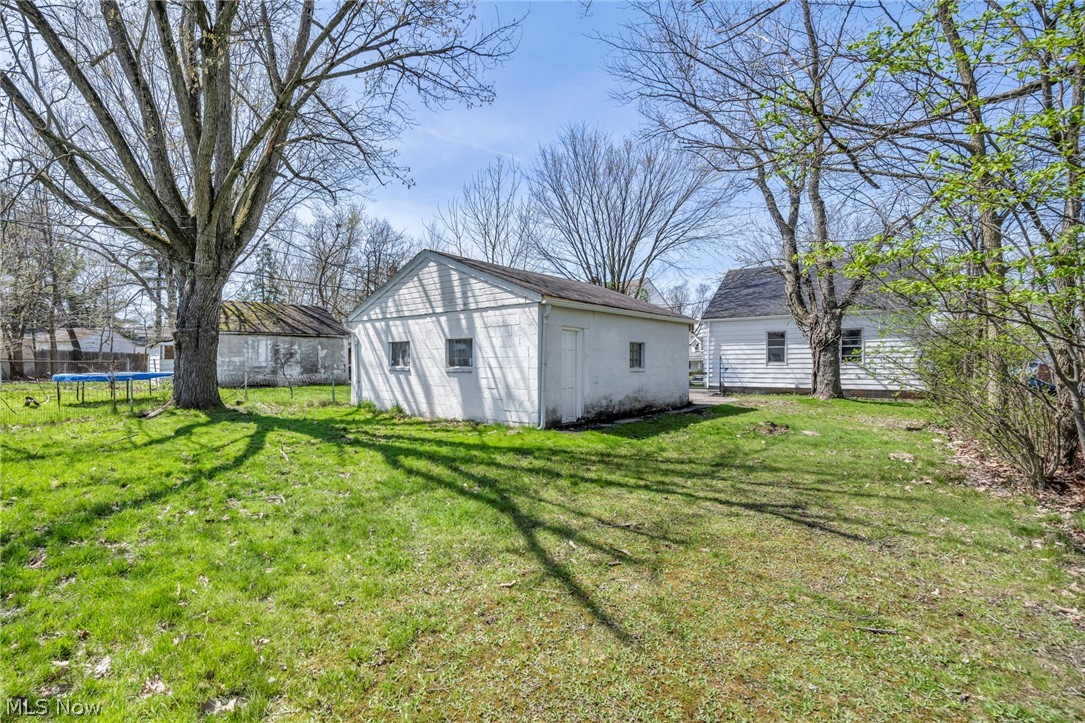 5437 Grasmere Avenue