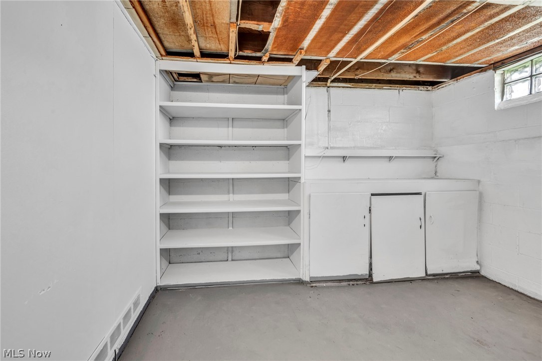 5437 Grasmere Avenue