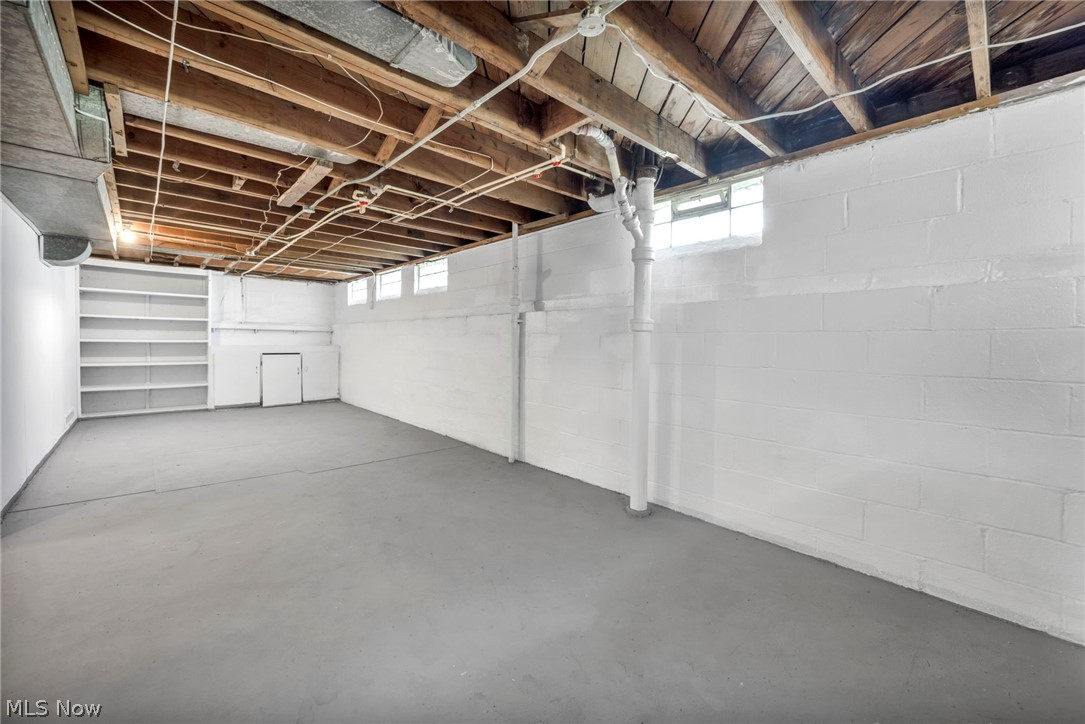 5437 Grasmere Avenue