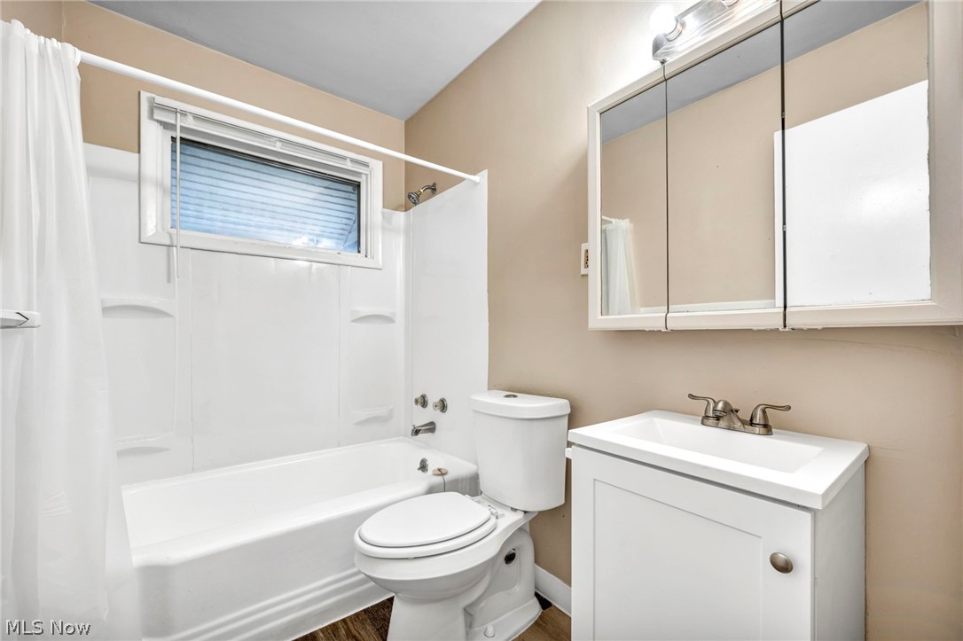 18705 Longview Avenue