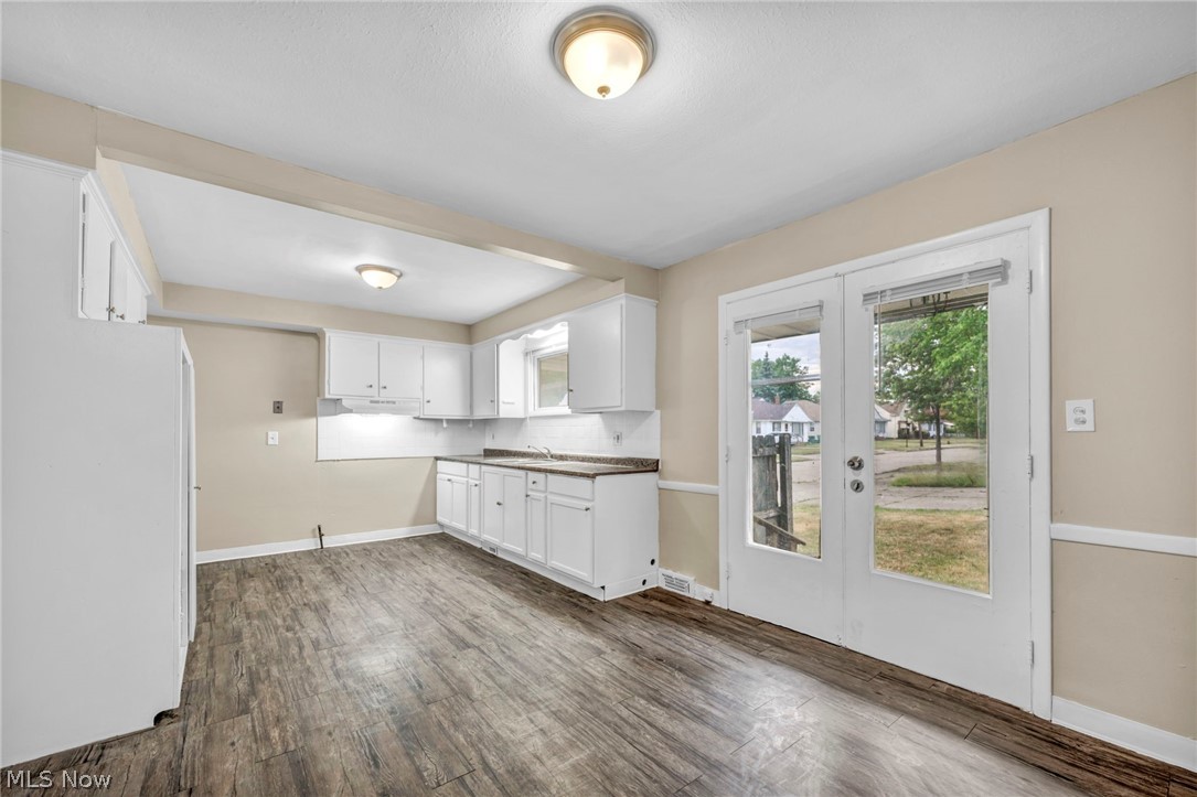 18705 Longview Avenue