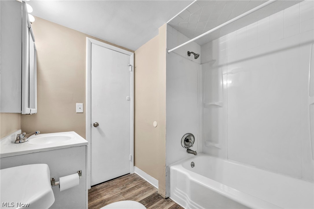 18705 Longview Avenue