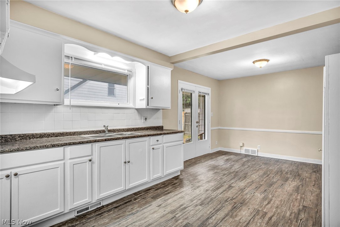 18705 Longview Avenue