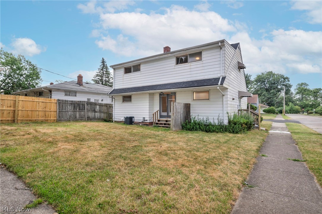 18705 Longview Avenue