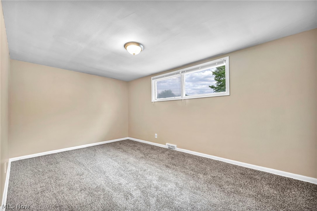 18705 Longview Avenue