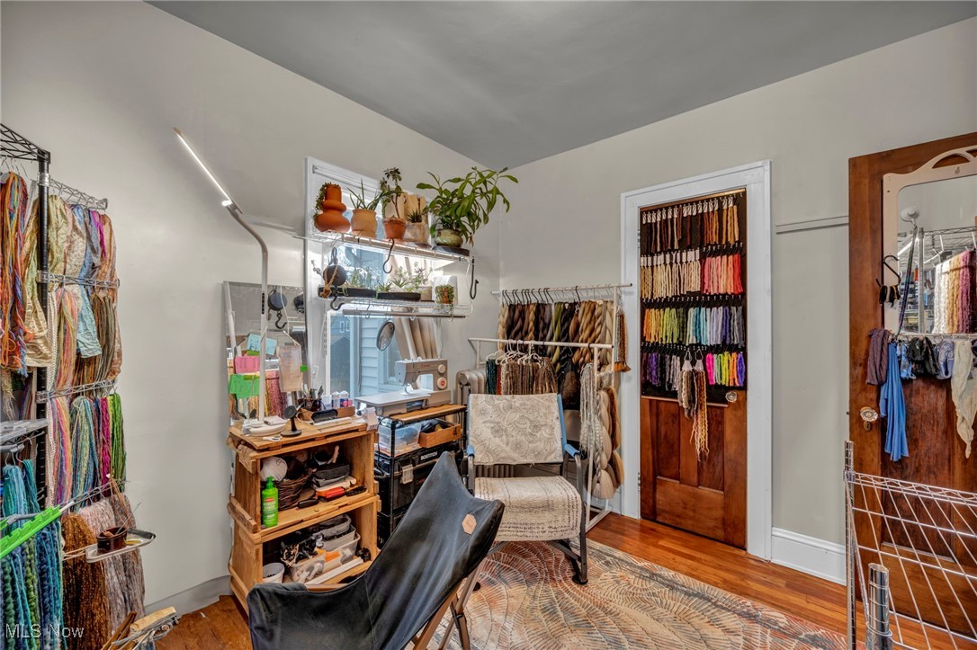 14615 Leonard Avenue