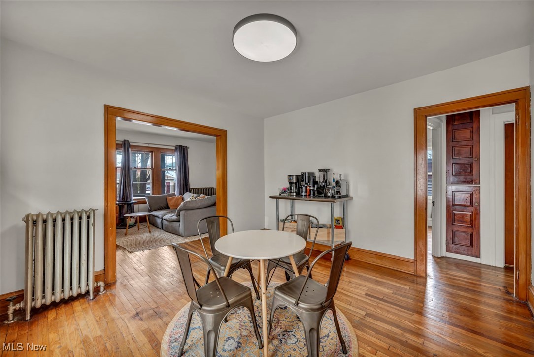 14615 Leonard Avenue