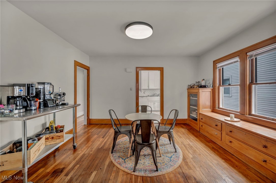 14615 Leonard Avenue