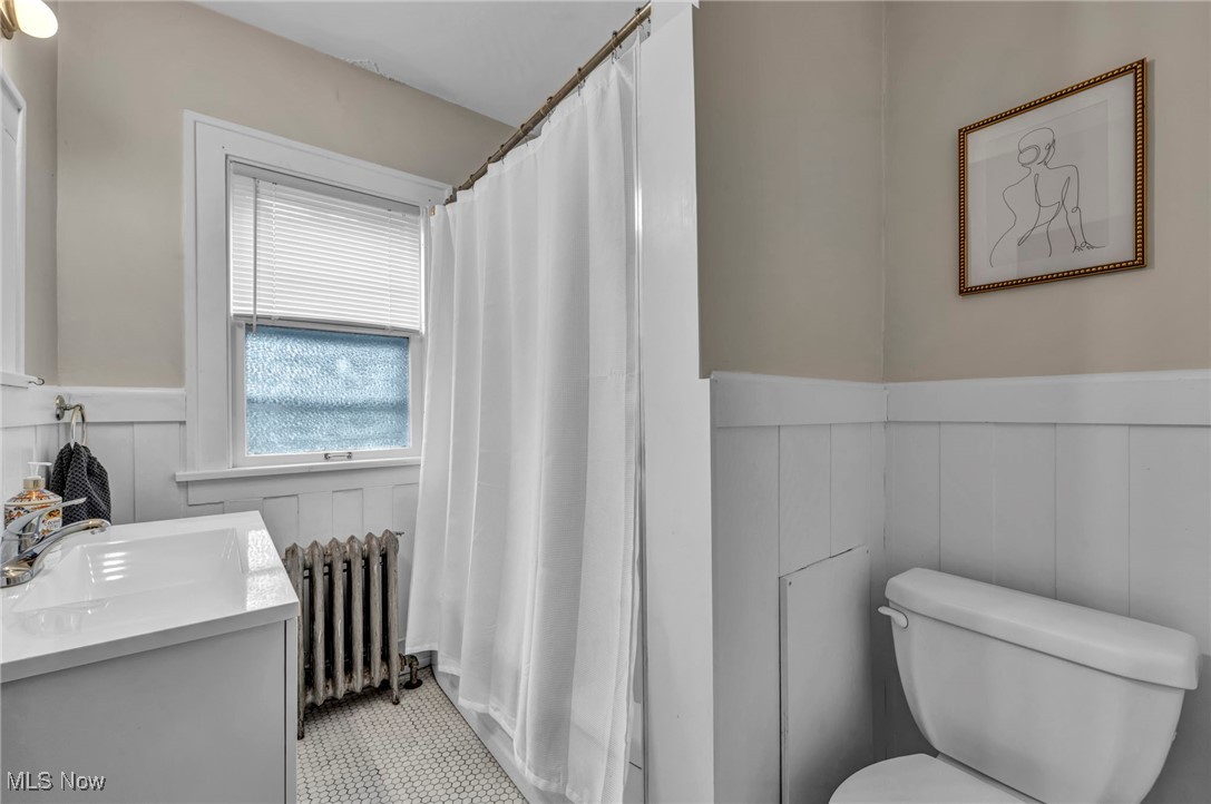 14615 Leonard Avenue