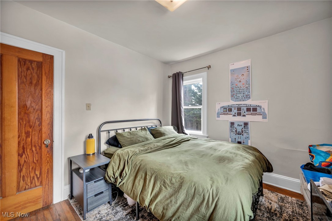 14615 Leonard Avenue