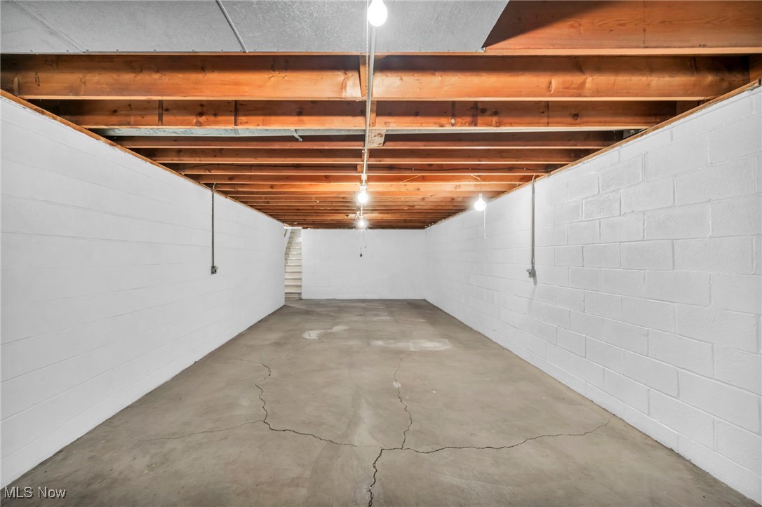 8580 Royal Ridge Drive