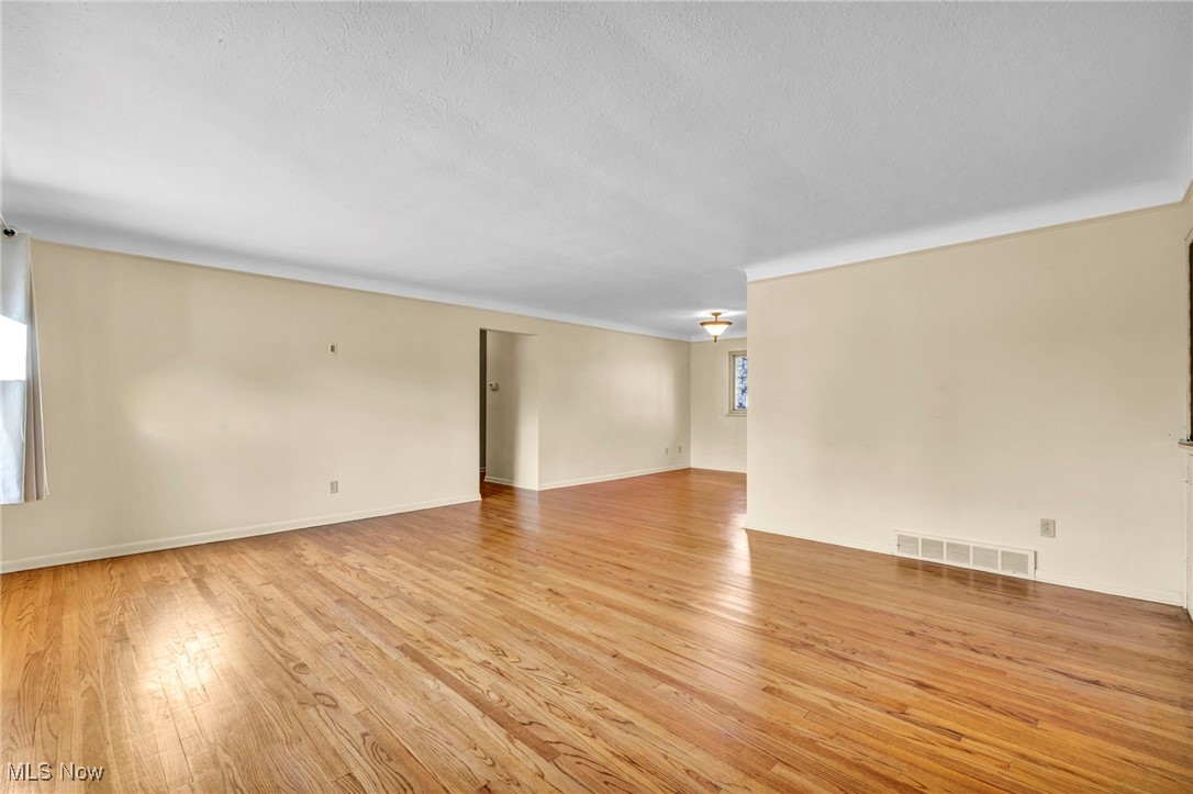 8580 Royal Ridge Drive