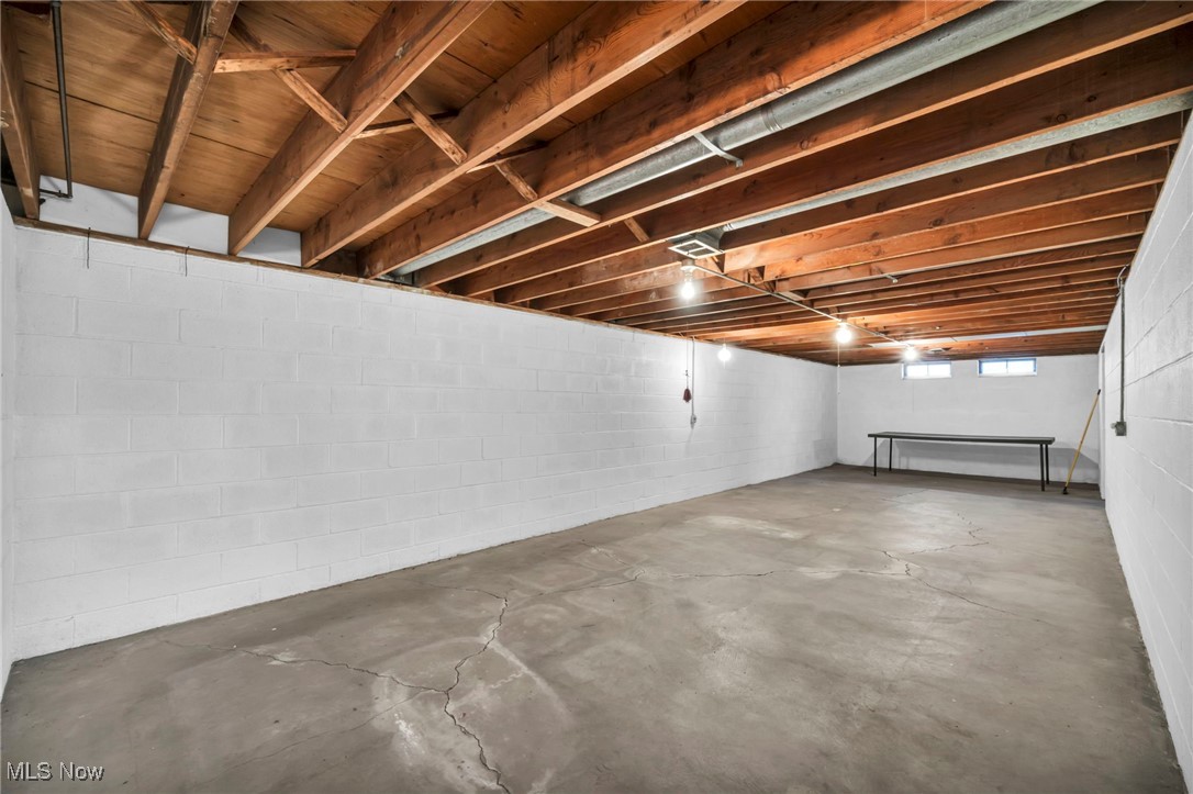 8580 Royal Ridge Drive