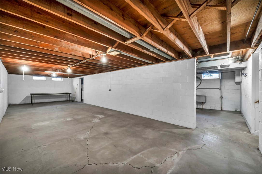 8580 Royal Ridge Drive