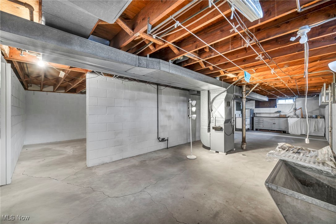 8580 Royal Ridge Drive