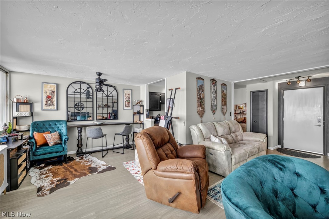 12900 Lake Avenue 1127