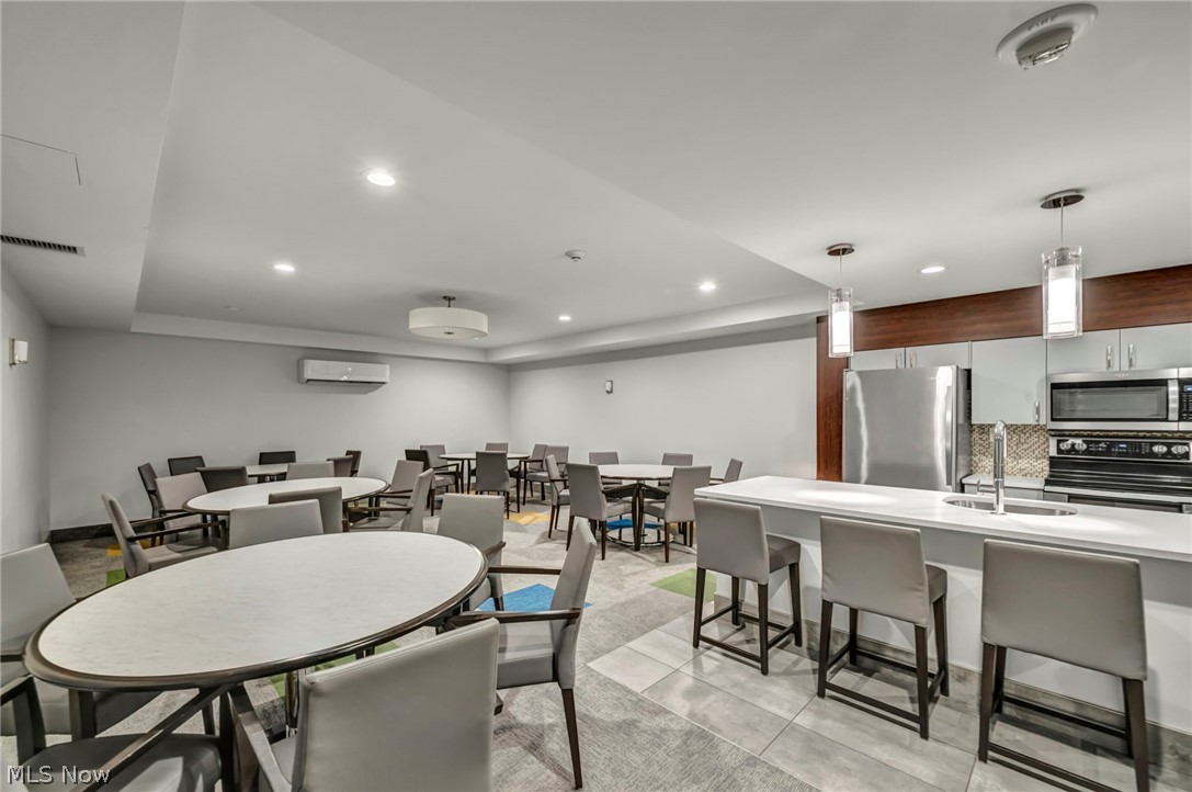 12900 Lake Avenue 1127