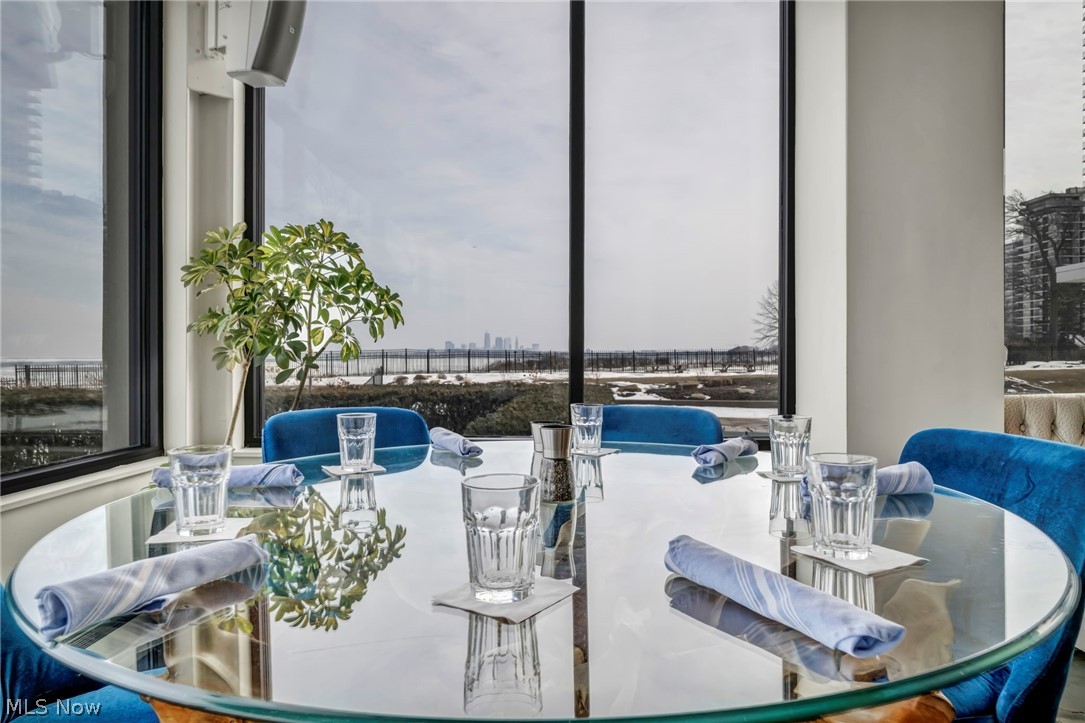 12900 Lake Avenue 1127