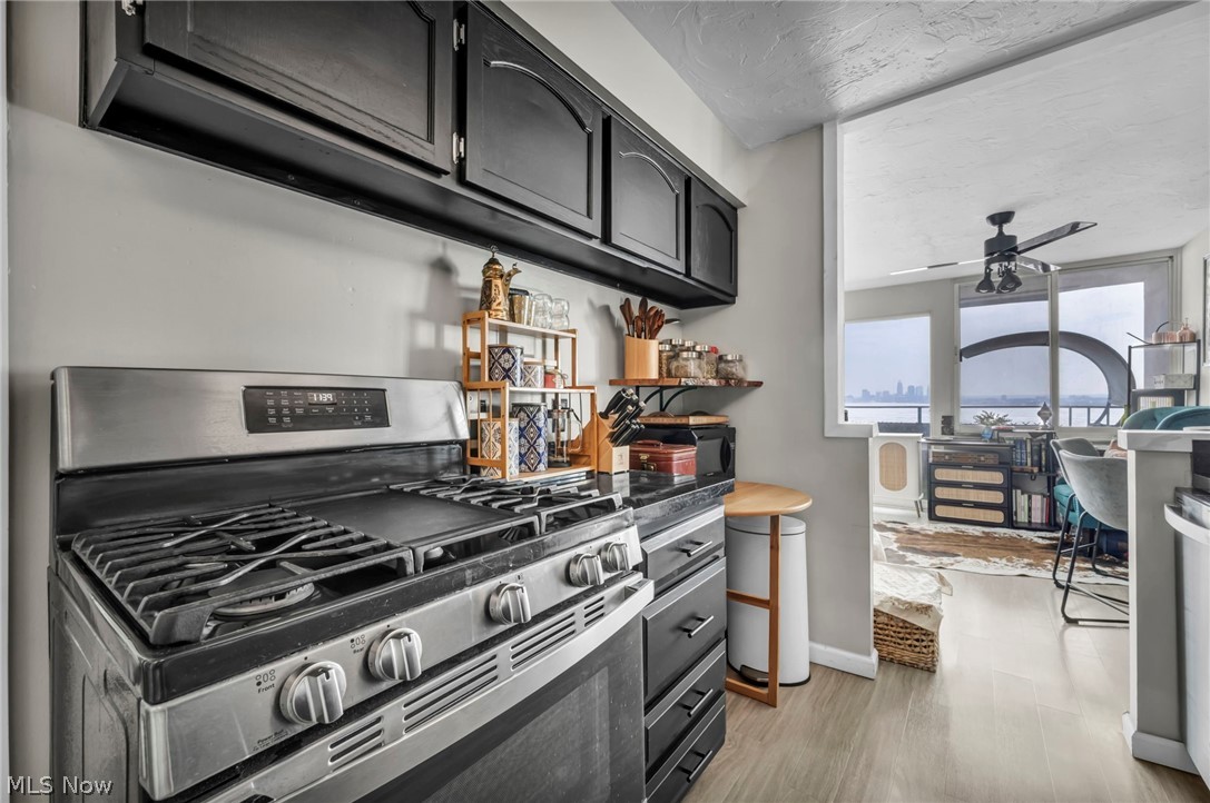 12900 Lake Avenue 1127