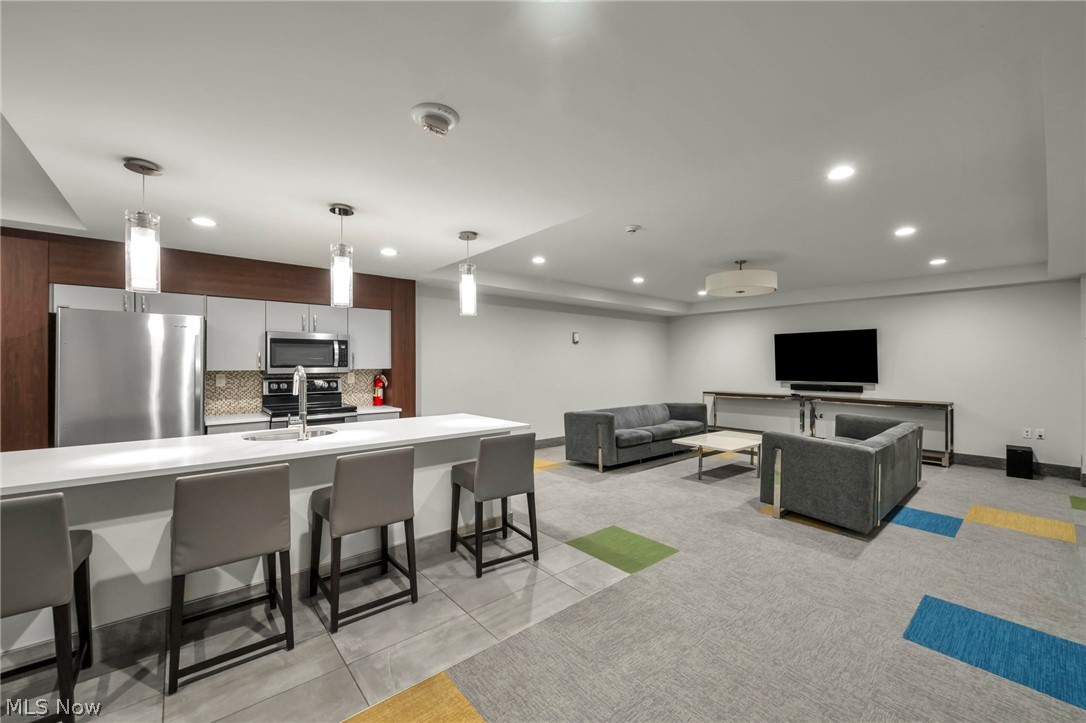 12900 Lake Avenue 1127