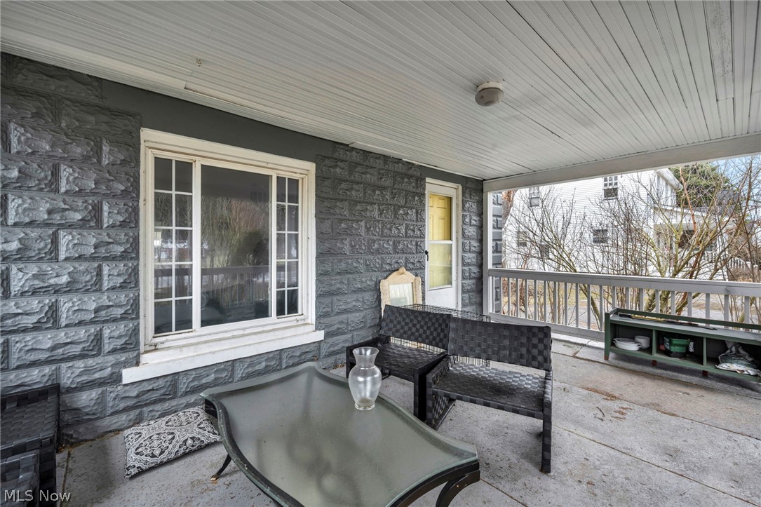2833 Hubbard Road