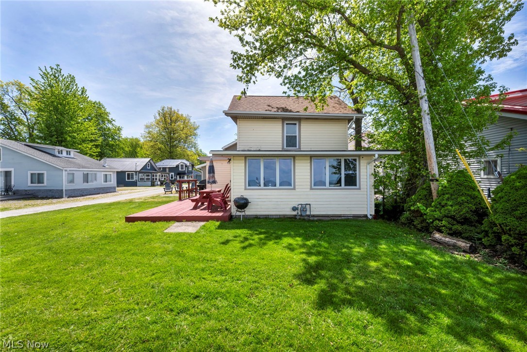 15 Lake Hurst Drive