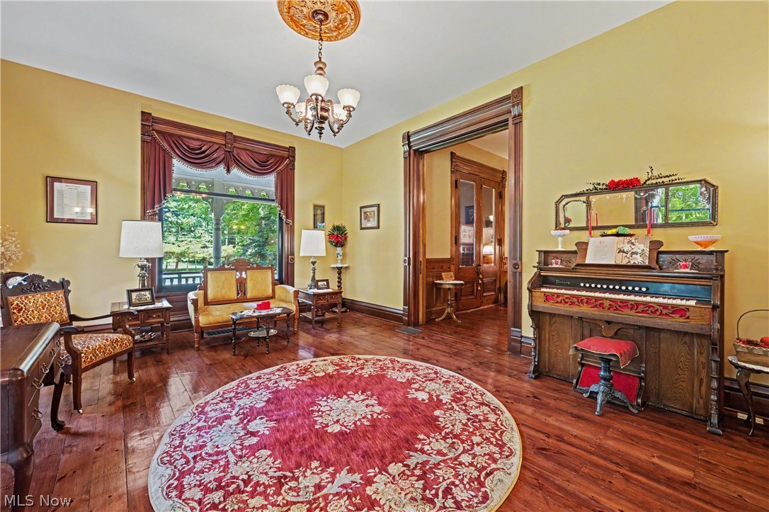8110 Main Road