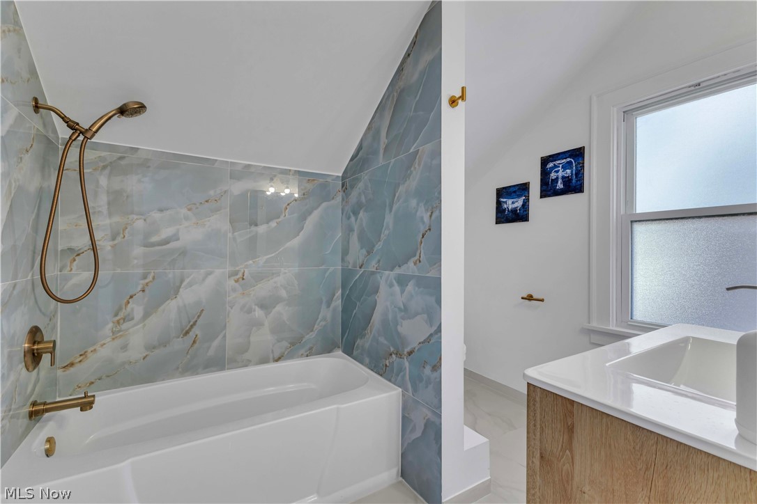 3289 Silsby Road