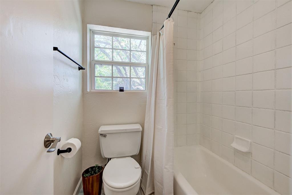 2121 NW 115th Street
