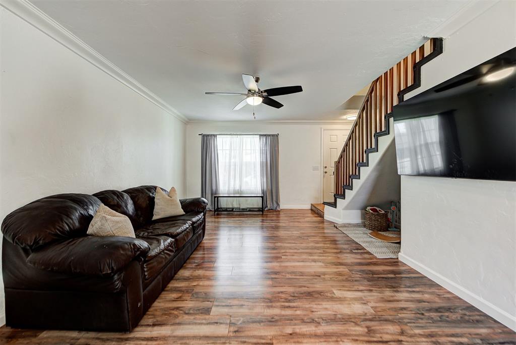 2121 NW 115th Street